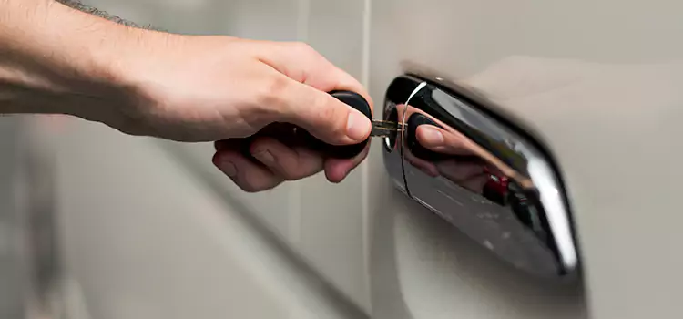 Why Choose Our Auto Locksmith Team in Jacksonville Beach, FL?